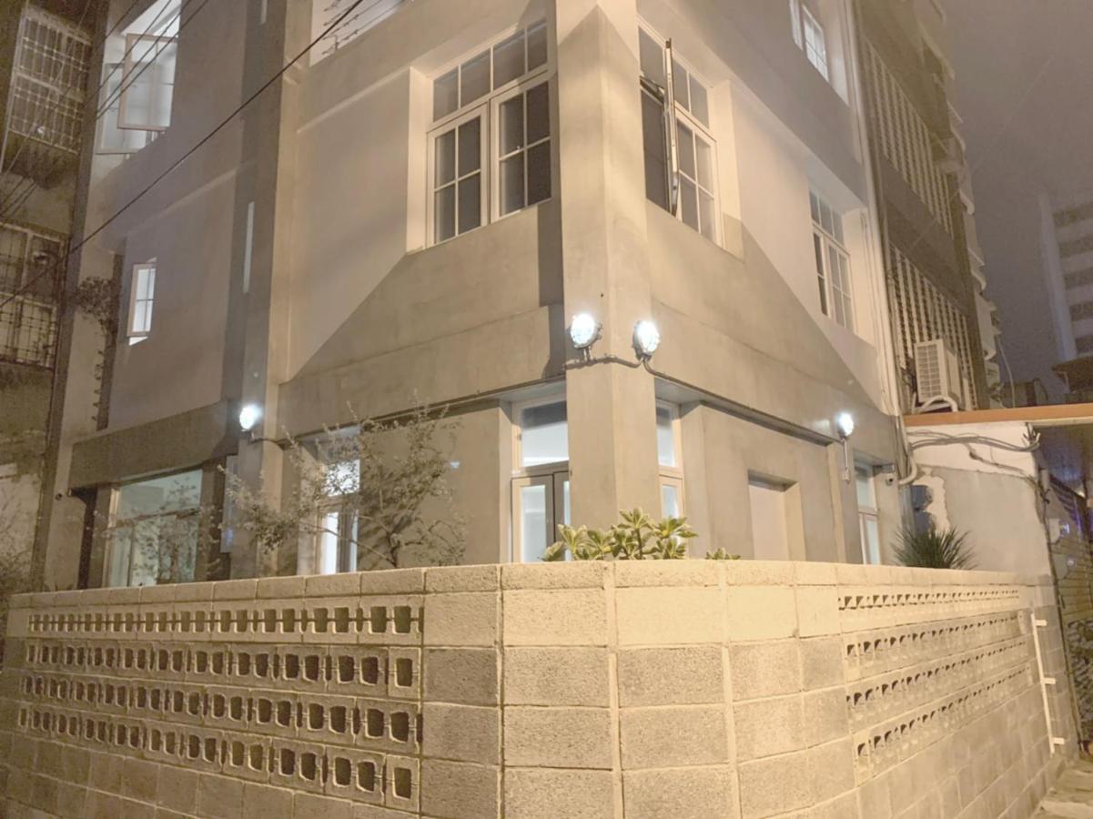 Spring Guest House Tainan Extérieur photo