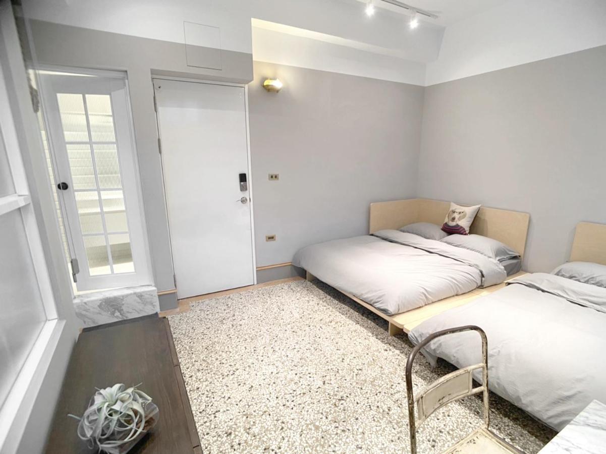 Spring Guest House Tainan Extérieur photo