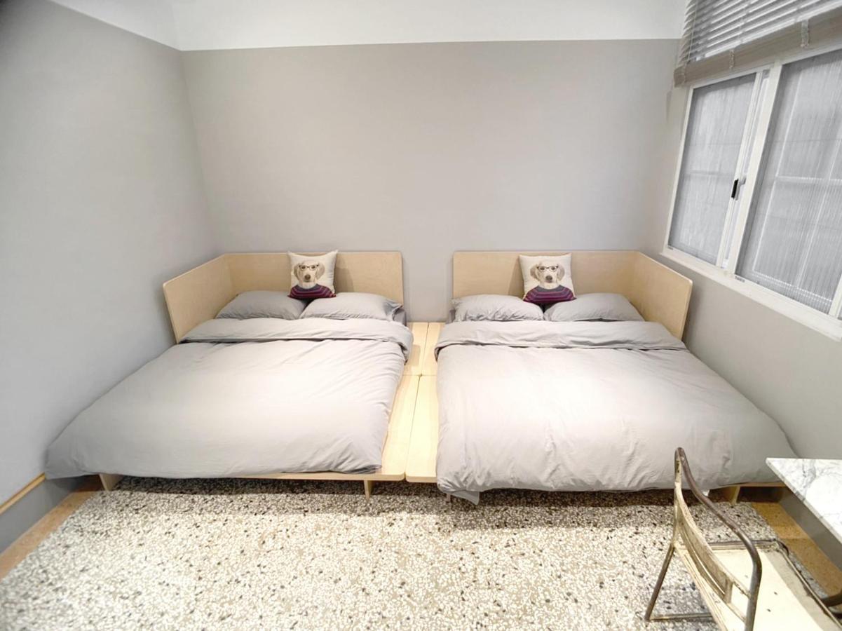 Spring Guest House Tainan Extérieur photo