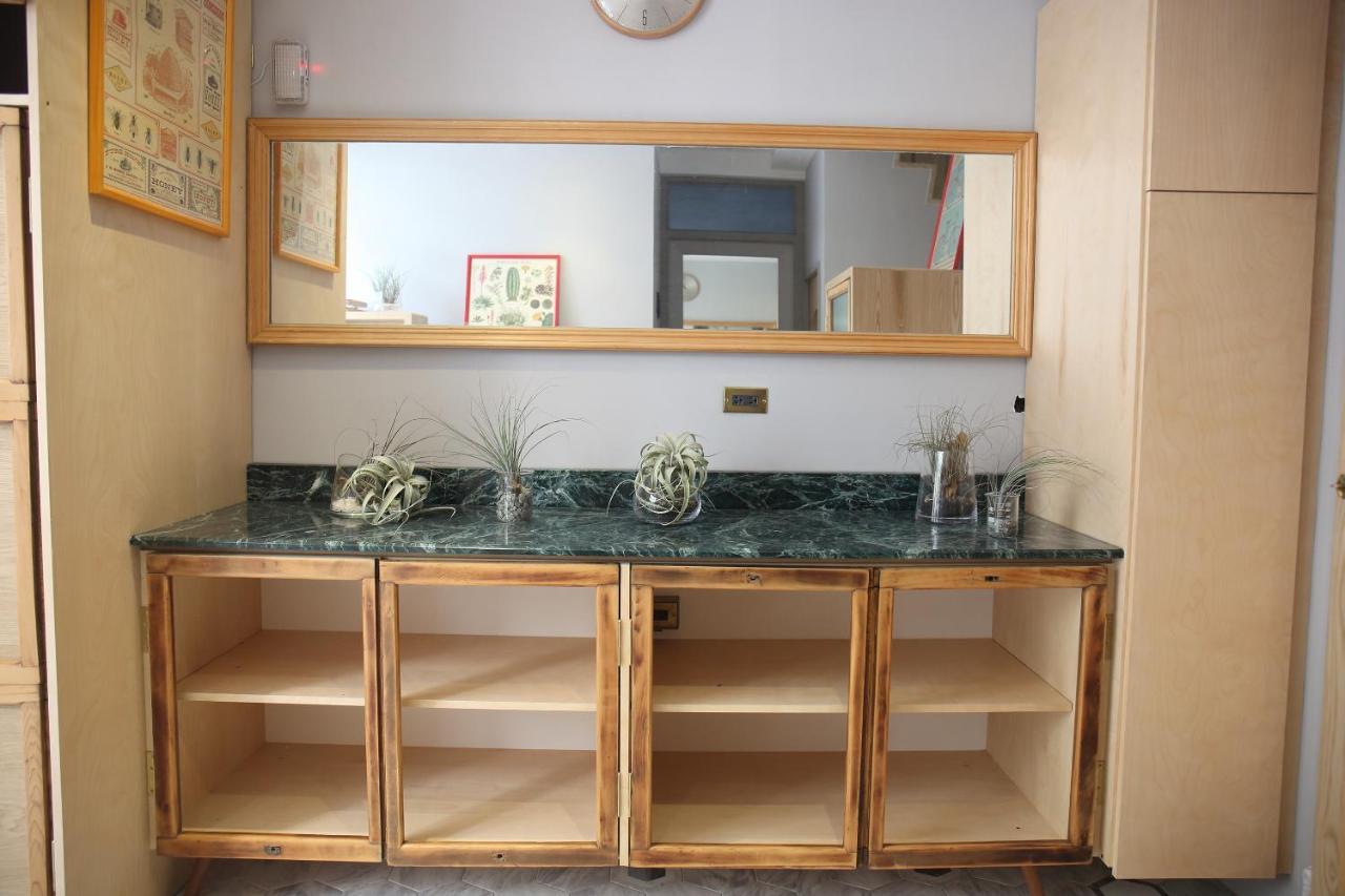 Spring Guest House Tainan Extérieur photo
