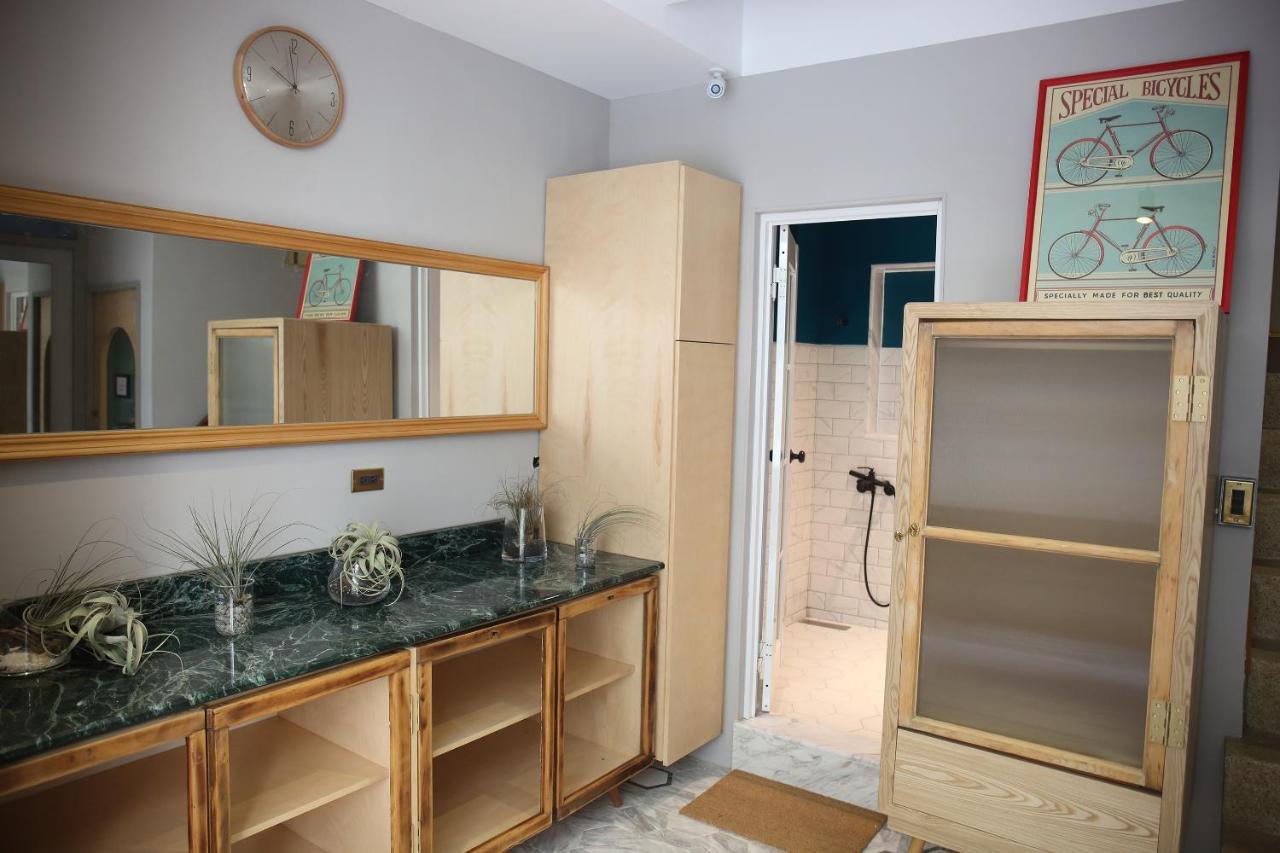 Spring Guest House Tainan Extérieur photo