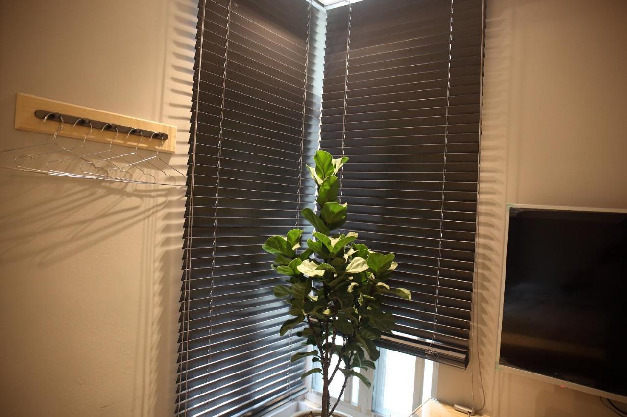 Spring Guest House Tainan Extérieur photo